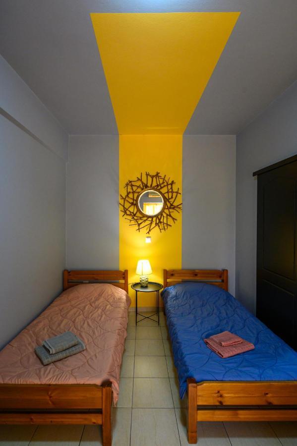 Rea Apartment II "1Minute From The Beach" Kalamata Dış mekan fotoğraf