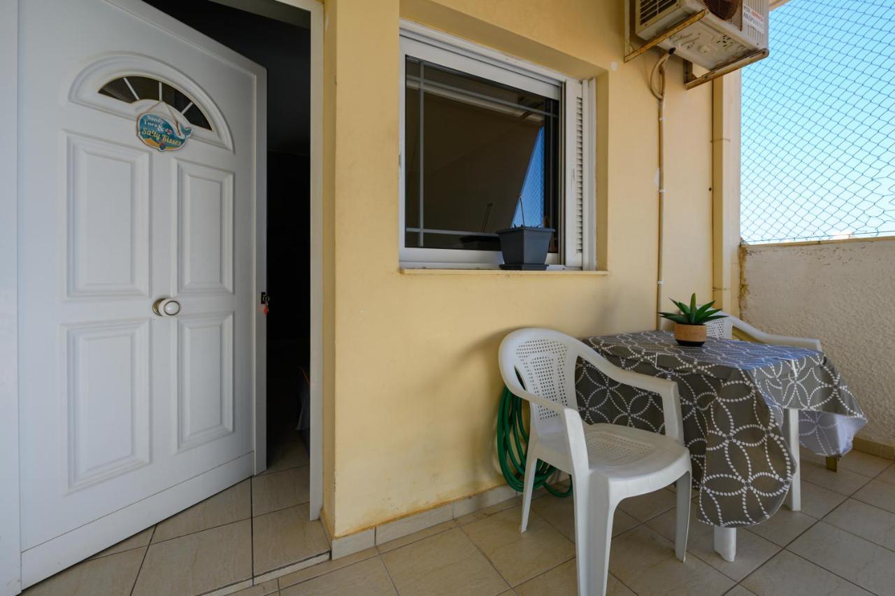Rea Apartment II "1Minute From The Beach" Kalamata Dış mekan fotoğraf