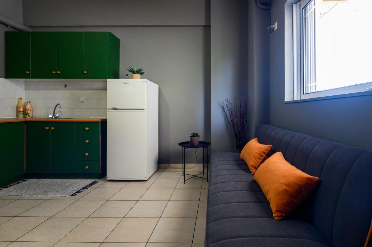 Rea Apartment II "1Minute From The Beach" Kalamata Dış mekan fotoğraf